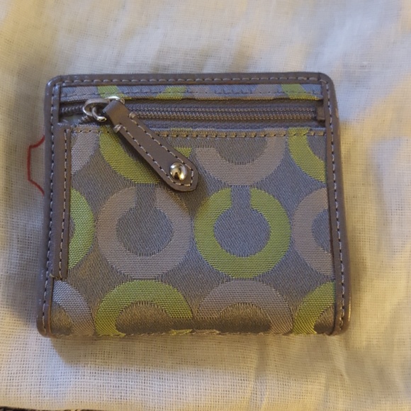 Small coach wallet - Picture 2 of 4